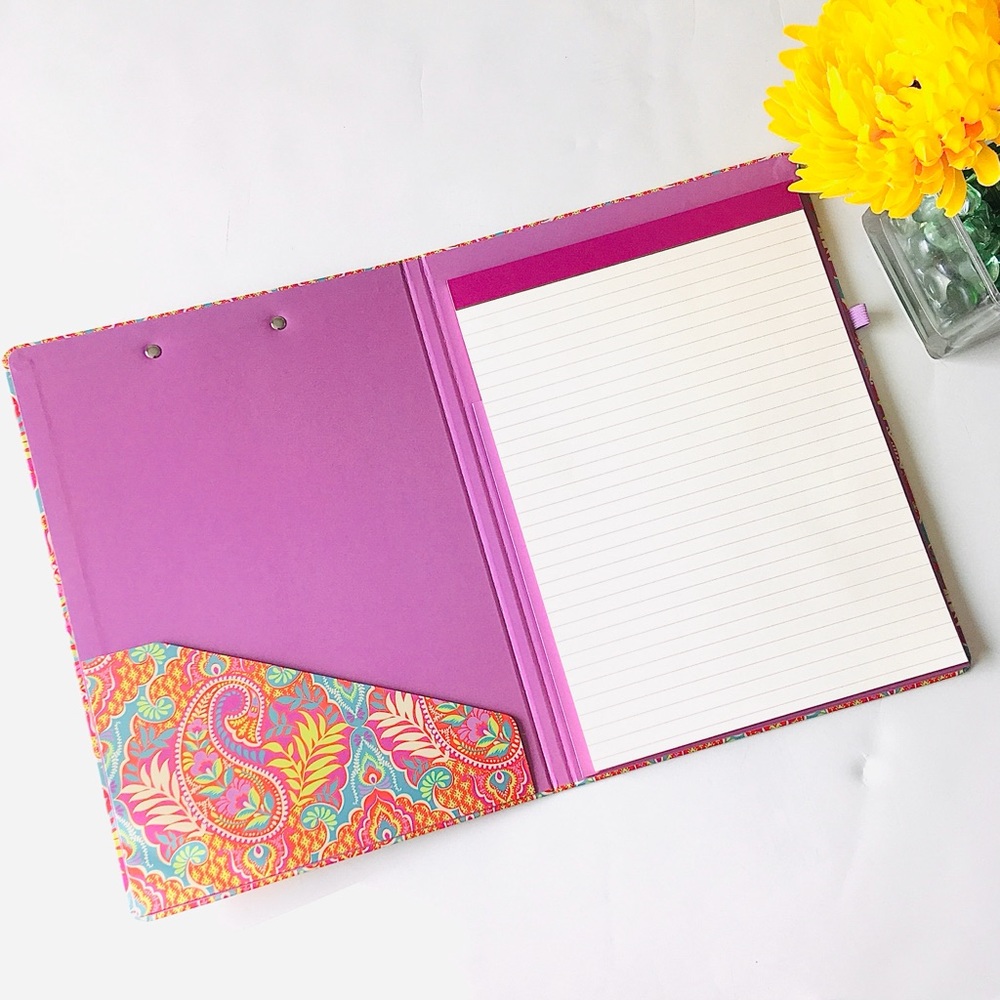 Vera Bradley Clipboard Folio. - Picture 1 of 4